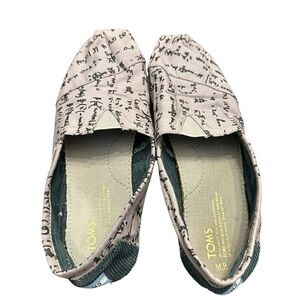 TOMS Canvas Slip On Shoes | Math Equations Print | Men’s 9 / Women’s 10.5